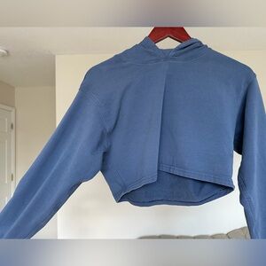 Lululemon All Yours Cropped Hoodie. Crop top.